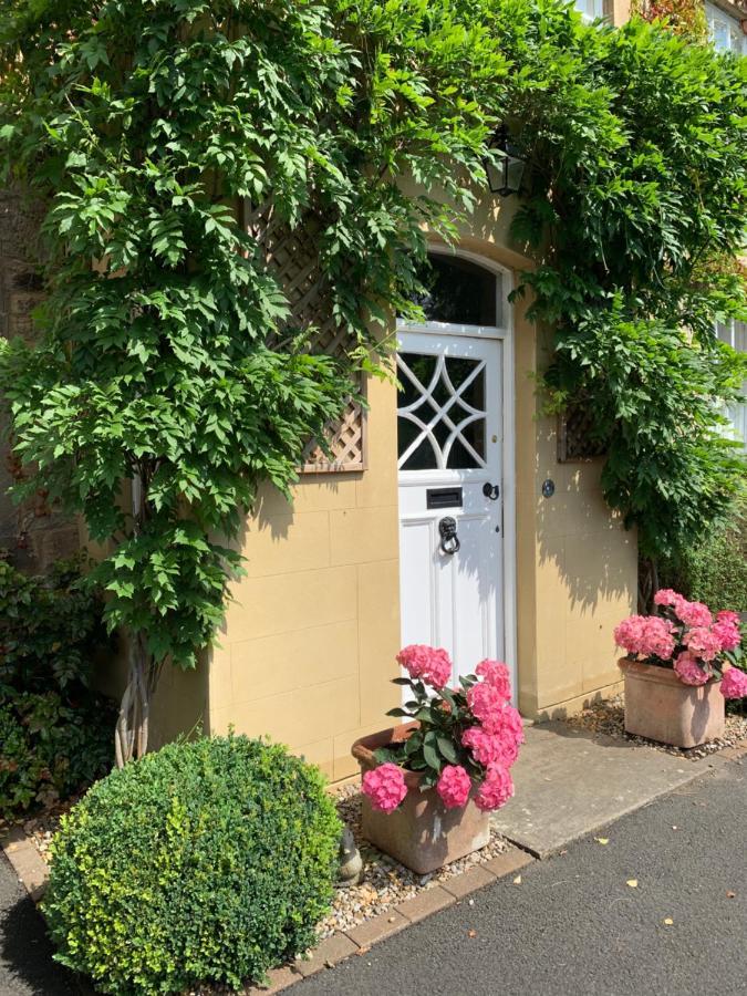 Dalton House Bed And Breakfast Exteriör bild
